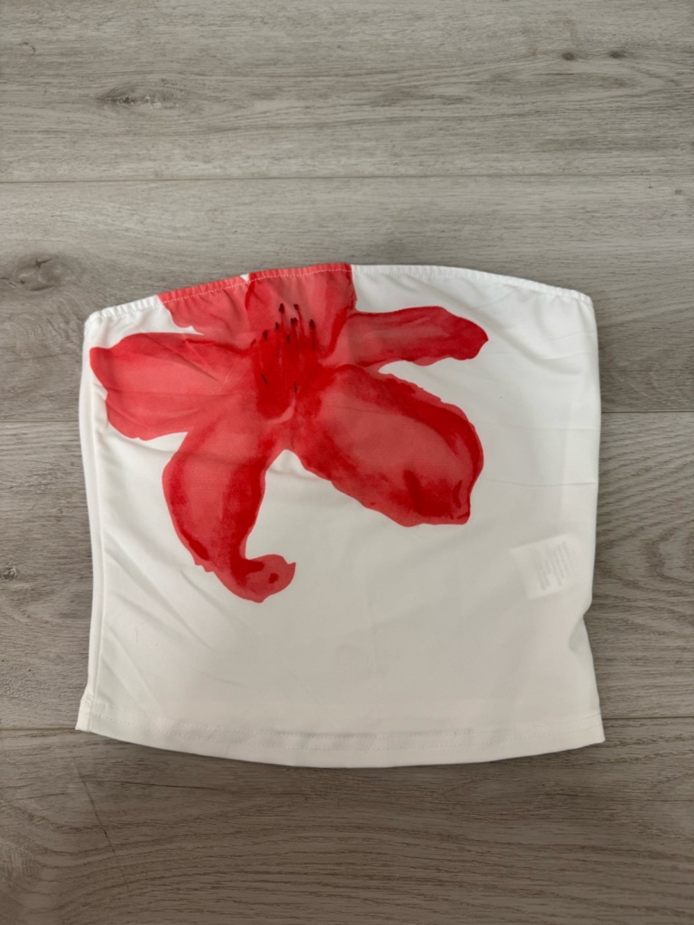 SHEIN White Strapless Bandeau Top with Red Floral Accent